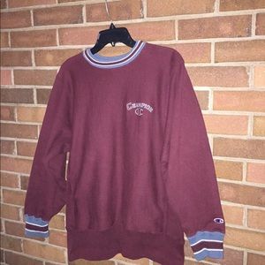 ‼️VINTAGE‼️ Embroidered Champion Sweatshirt